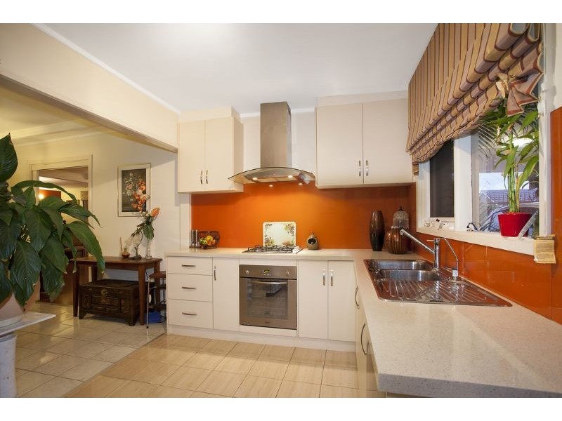 6 Palm Beach Crescent, Mount Waverley VIC 3149