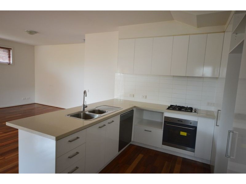 1/6 Euroka Street, Chadstone VIC 3148