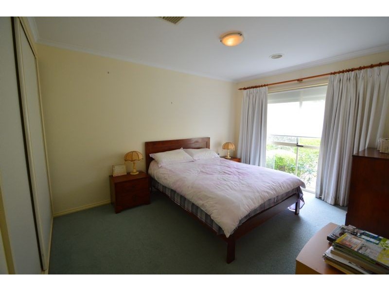 2/5 Temple Street, Ashwood VIC 3147