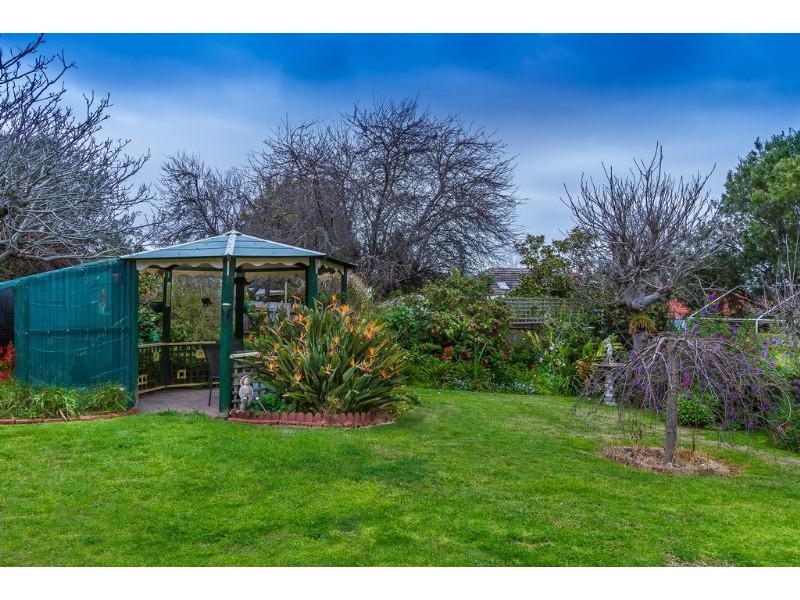 16 Highfield Avenue, Mulgrave VIC 3170