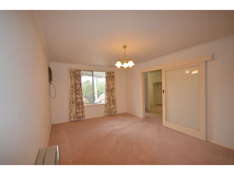 2/1 Winbourne Road, Mount Waverley VIC 3149