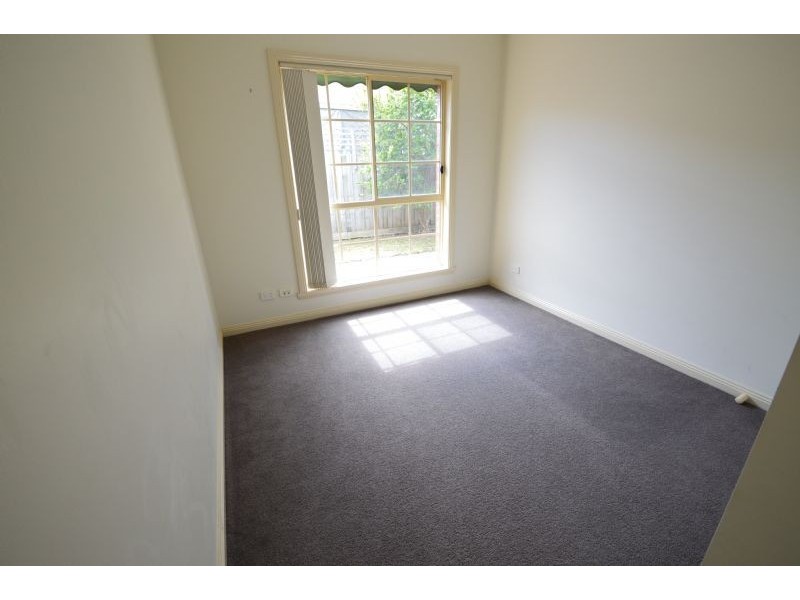 1/18 Calista Avenue, Oakleigh East VIC 3166