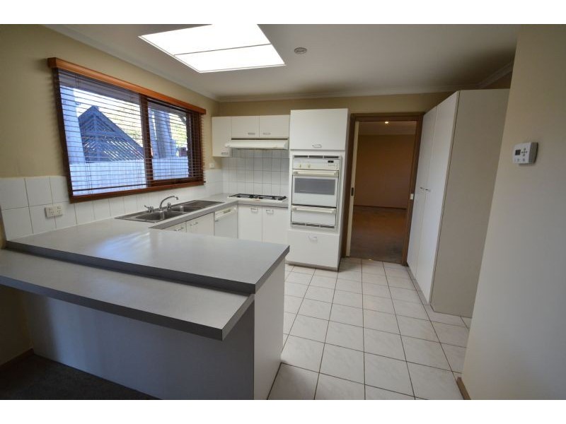 3/3 Highclere Avenue, Mount Waverley VIC 3149