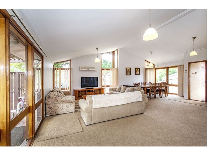 43 Summit Crescent, Glen Waverley VIC 3150