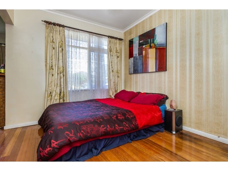 9 Dorset Street, Glen Waverley VIC 3150