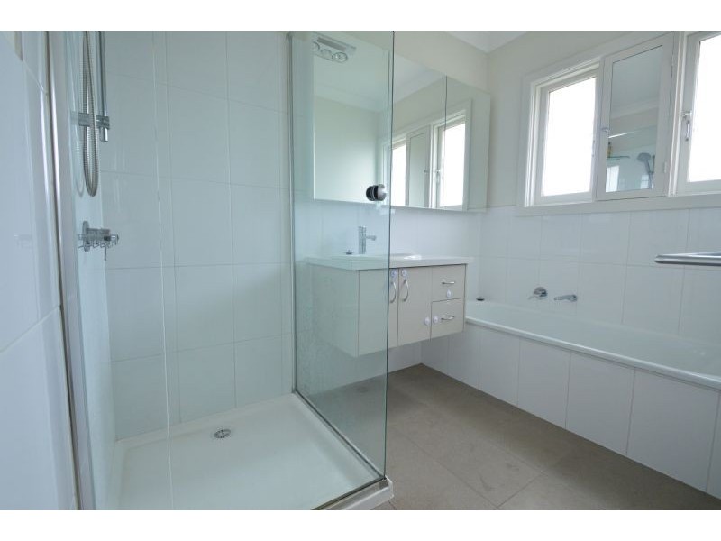 25A Ian Grove, Mount Waverley VIC 3149