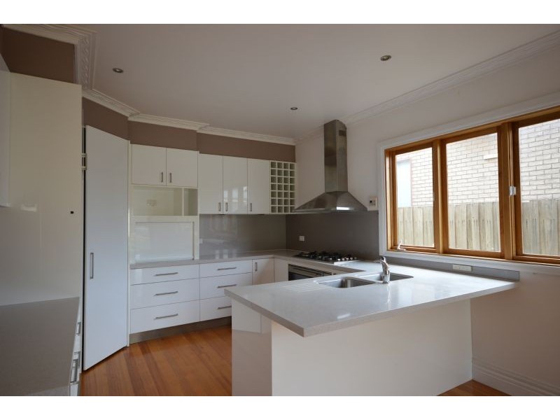 20 Cadby Avenue, Ormond VIC 3204