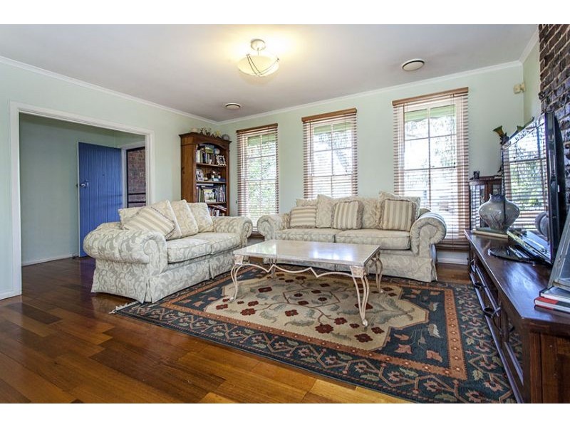 24 Viewpoint Avenue, Glen Waverley VIC 3150