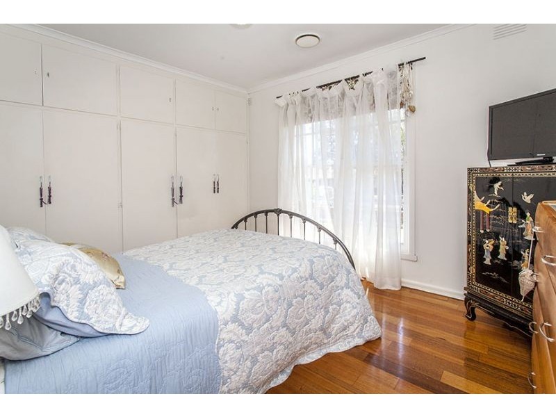 24 Viewpoint Avenue, Glen Waverley VIC 3150