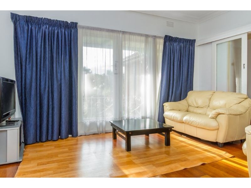 4 Maude Street, Chadstone VIC 3148