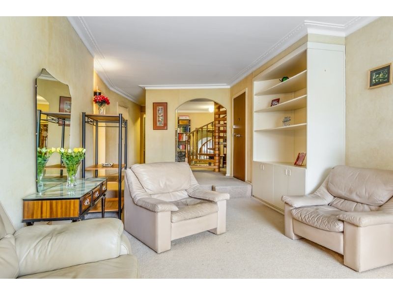 2 Monomeith Crescent, Mount Waverley VIC 3149