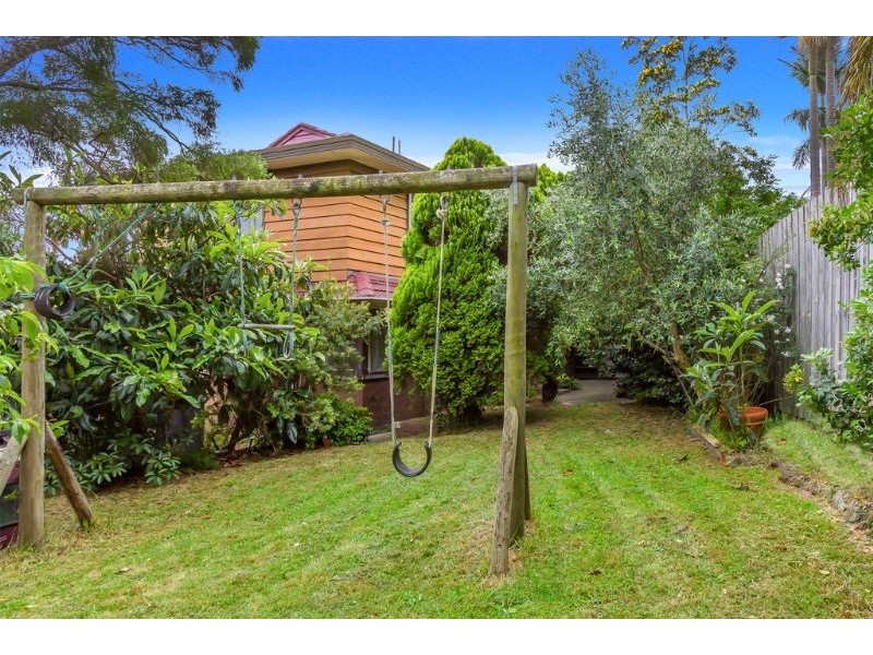 2 Monomeith Crescent, Mount Waverley VIC 3149