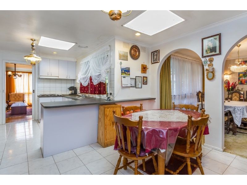 6 Gareth Court, Glen Waverley VIC 3150