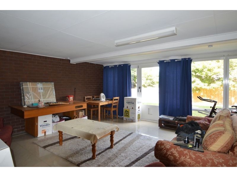 16 Springvale Road, Glen Waverley VIC 3150