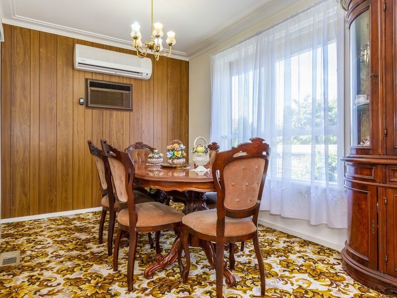 62 Ivanhoe Street, Glen Waverley VIC 3150