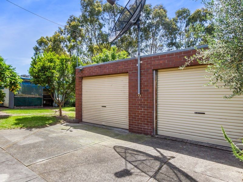 62 Ivanhoe Street, Glen Waverley VIC 3150