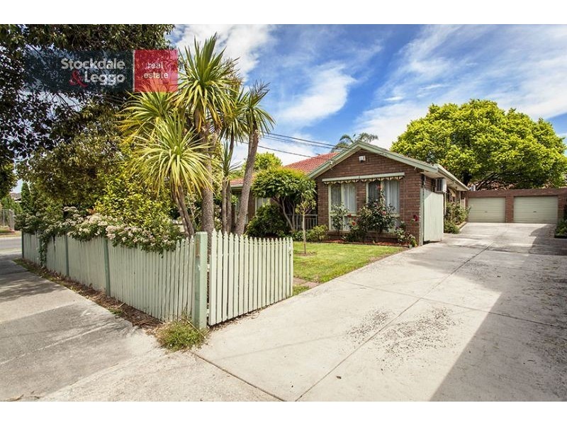 1 Shallot Close, Glen Waverley VIC 3150