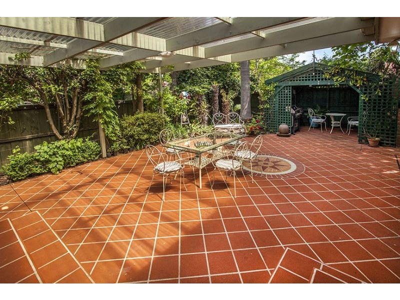 1 Shallot Close, Glen Waverley VIC 3150