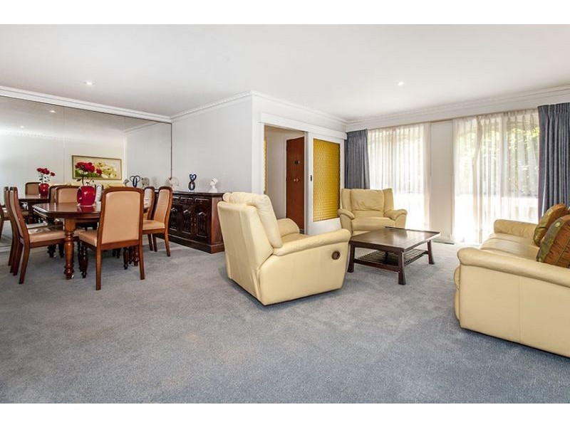 1 Shallot Close, Glen Waverley VIC 3150