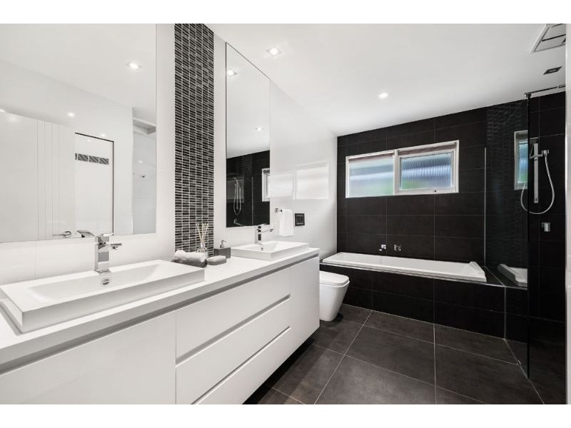 46 Fairview Road, Mount Waverley VIC 3149