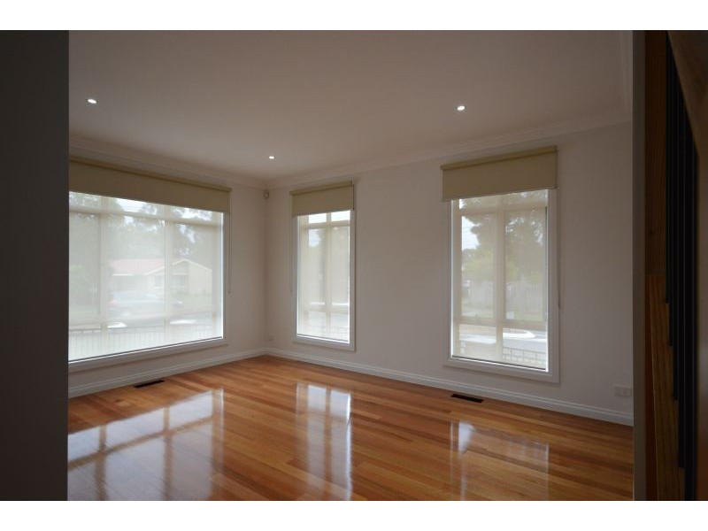 108 Brandon Park Drive, Wheelers Hill VIC 3150