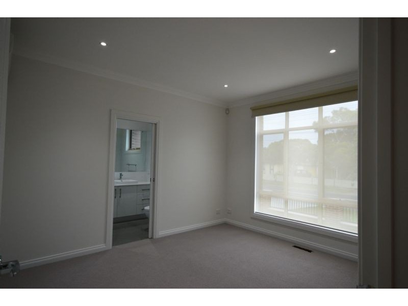 108 Brandon Park Drive, Wheelers Hill VIC 3150