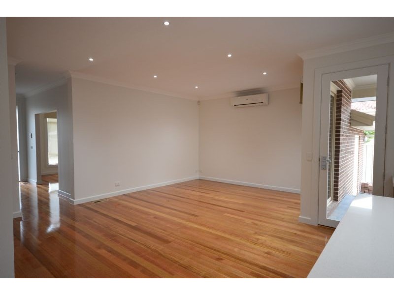 112 Cootamundra Drive, Wheelers Hill VIC 3150