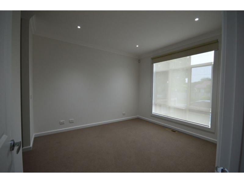 112 Cootamundra Drive, Wheelers Hill VIC 3150