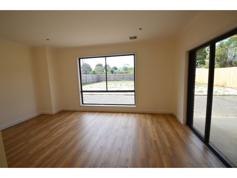 7 Chivers Avenue, Glen Waverley VIC 3150