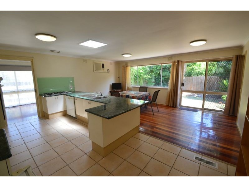 4 Consort Avenue, Vermont South VIC 3133