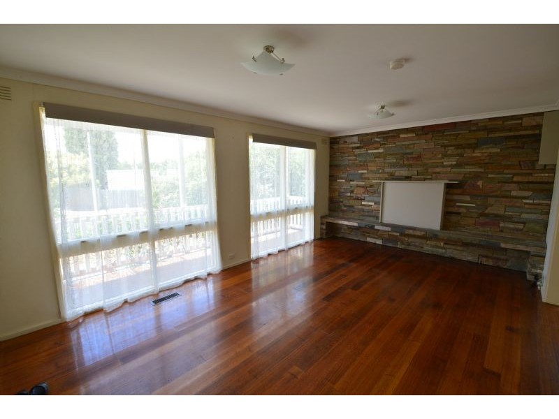 4 Consort Avenue, Vermont South VIC 3133