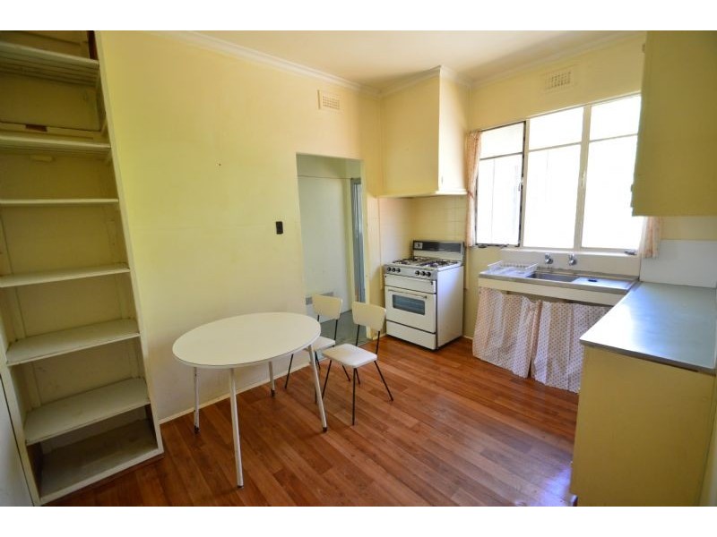 8 Heather Avenue, Ashwood VIC 3147