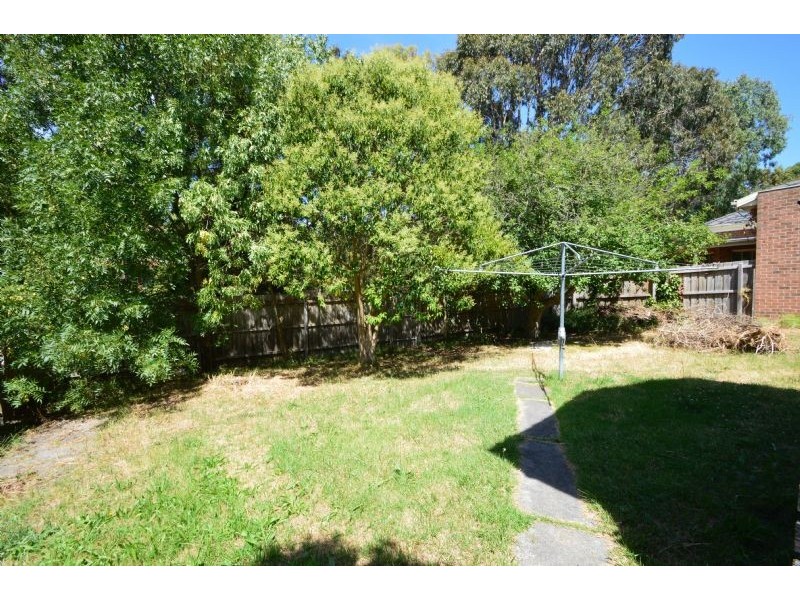 8 Heather Avenue, Ashwood VIC 3147