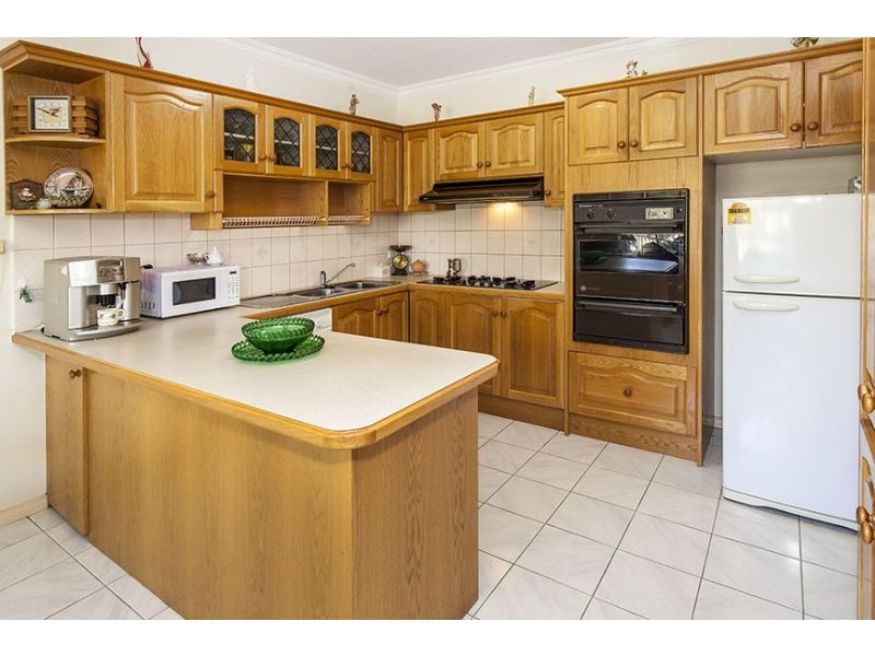 1/6 Hinkler Road, Glen Waverley VIC 3150