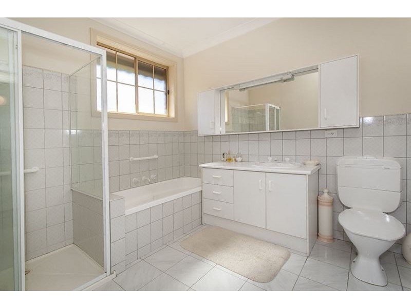 1/6 Hinkler Road, Glen Waverley VIC 3150