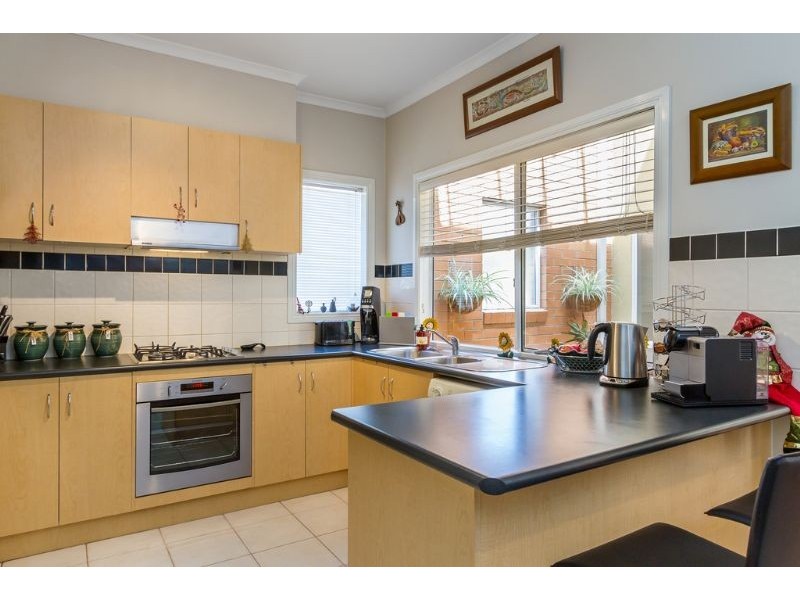 14 Marshall Way, Glen Waverley VIC 3150