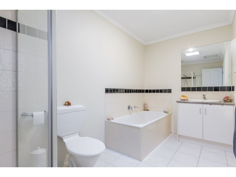 14 Marshall Way, Glen Waverley VIC 3150