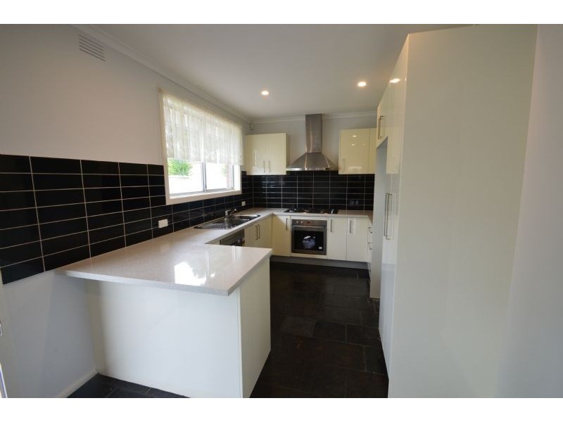 58 Rivett Crescent, Mulgrave VIC 3170