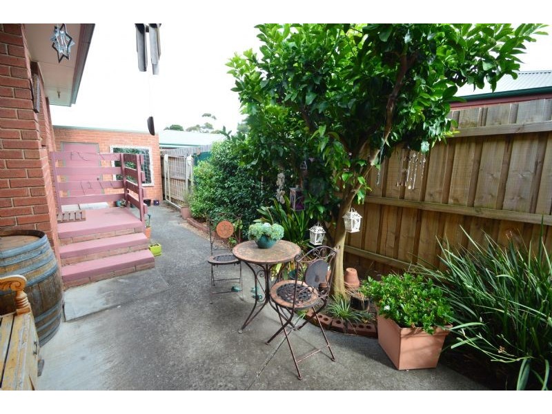 1/5 Tobias Avenue, Glen Waverley VIC 3150