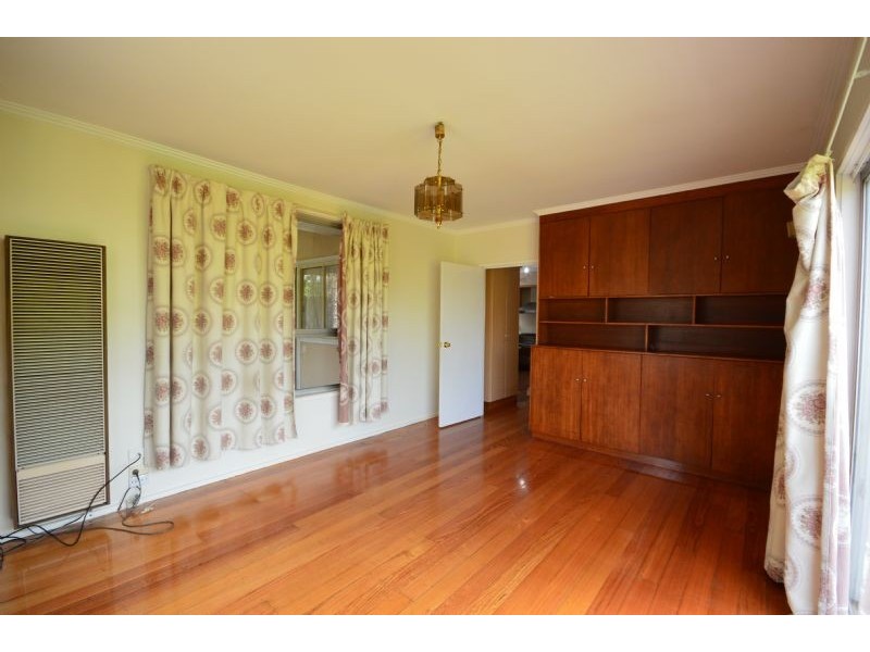 2 Mandowie Road, Glen Waverley VIC 3150