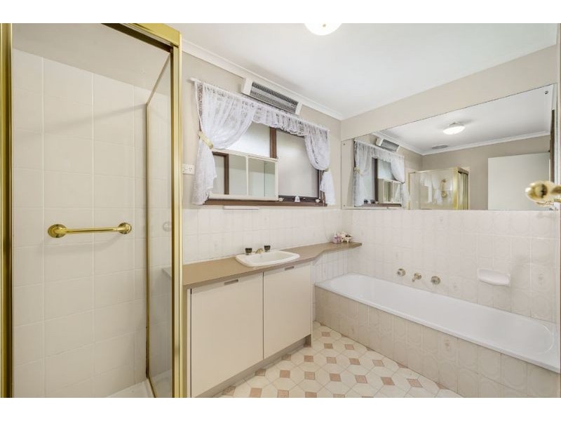 18/320 Blackburn Road, Burwood East VIC 3151