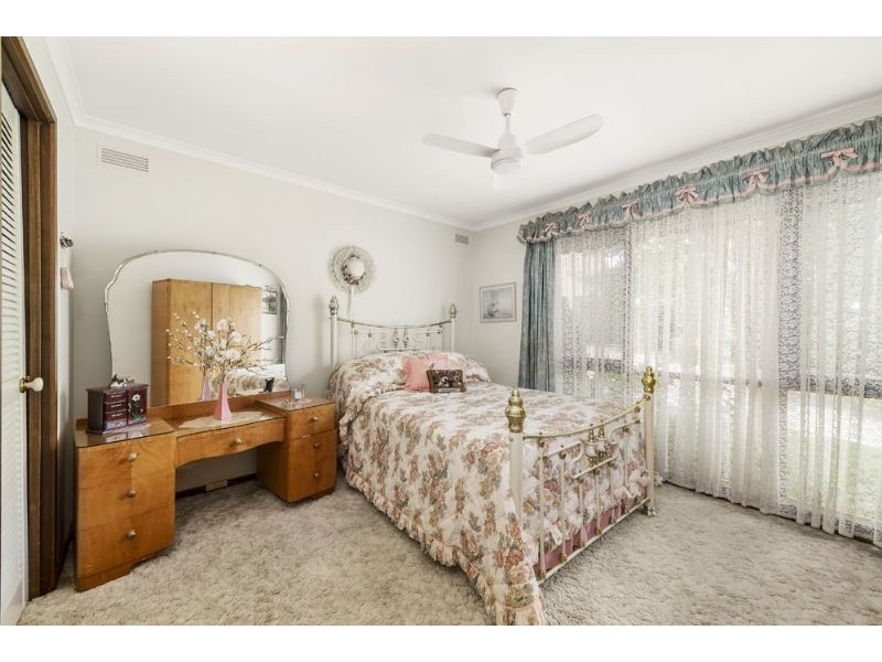 18/320 Blackburn Road, Burwood East VIC 3151