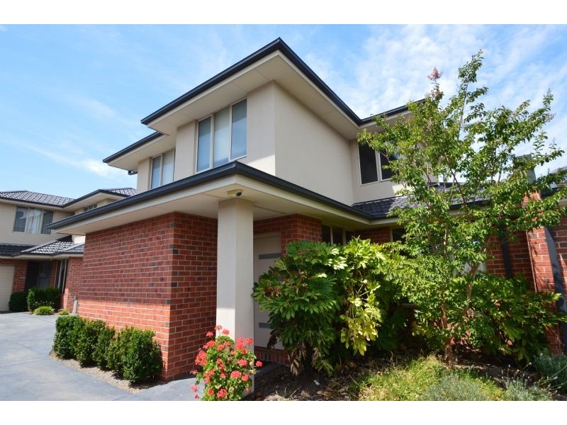 2/27 Burton Street, Chadstone VIC 3148