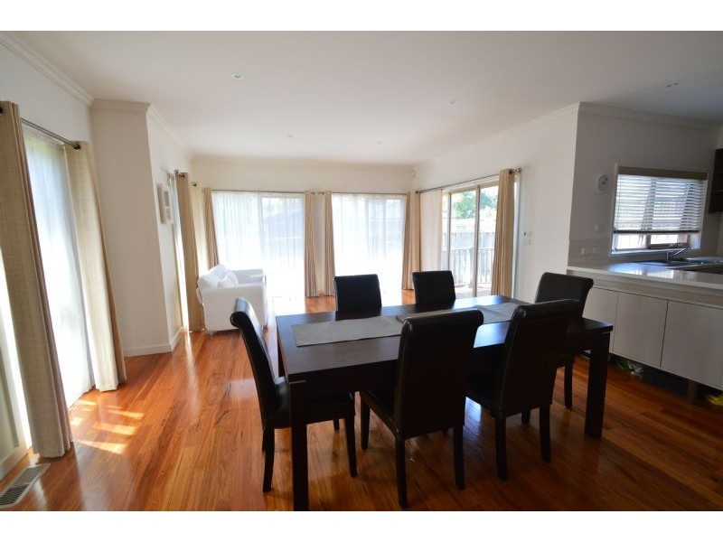 1/26 Fraser Street, Glen Waverley VIC 3150