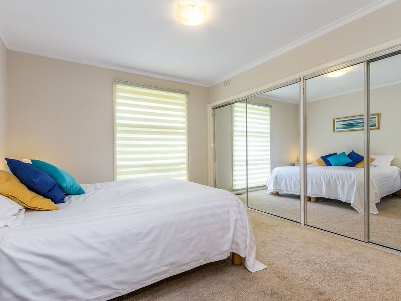 85 Hinkler Road East, Glen Waverley VIC 3150