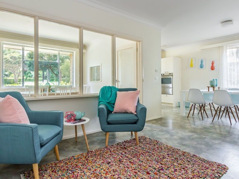 39 Packham Crescent, Glen Waverley VIC 3150