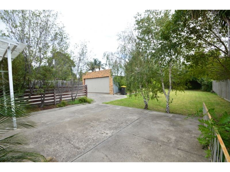 9 Stephens Street, Burwood VIC 3125