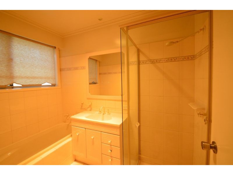 6 Coolabah Avenue, Glen Waverley VIC 3150