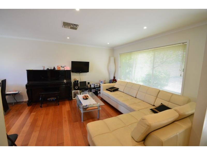 2/9 Surrey Road, Mount Waverley VIC 3149