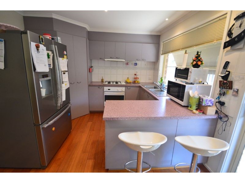 2/9 Surrey Road, Mount Waverley VIC 3149